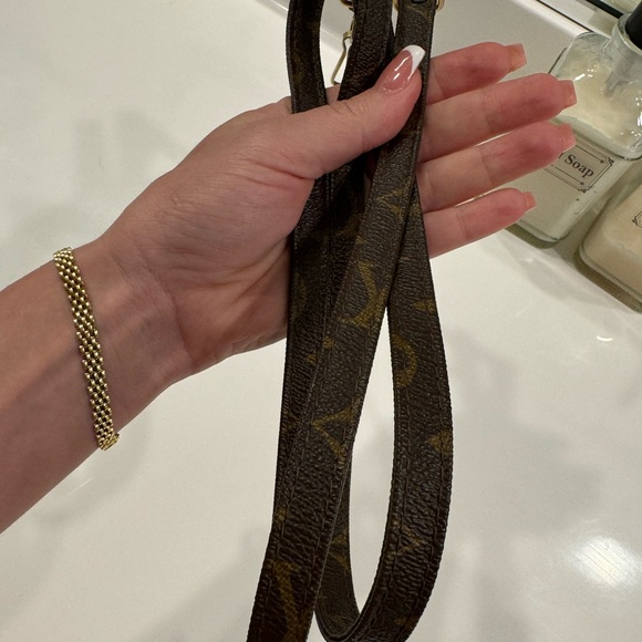 Luis Vuitton bag strap - Picture 5 of 5
